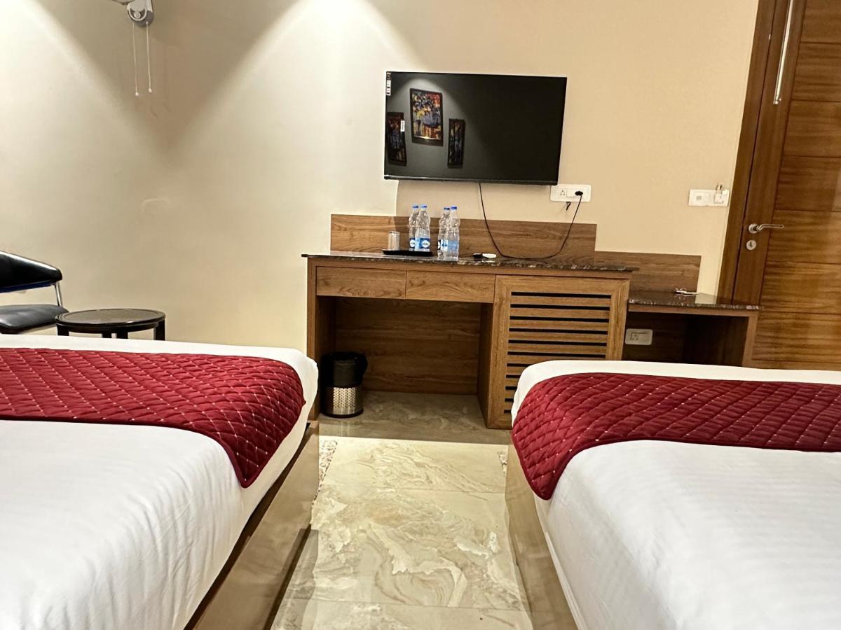 Highlands Hotel Rishikesh Exterior photo