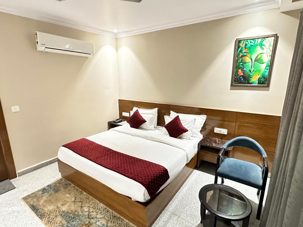 Highlands Hotel Rishikesh Exterior photo